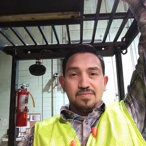 Meet your Posher, Ernesto